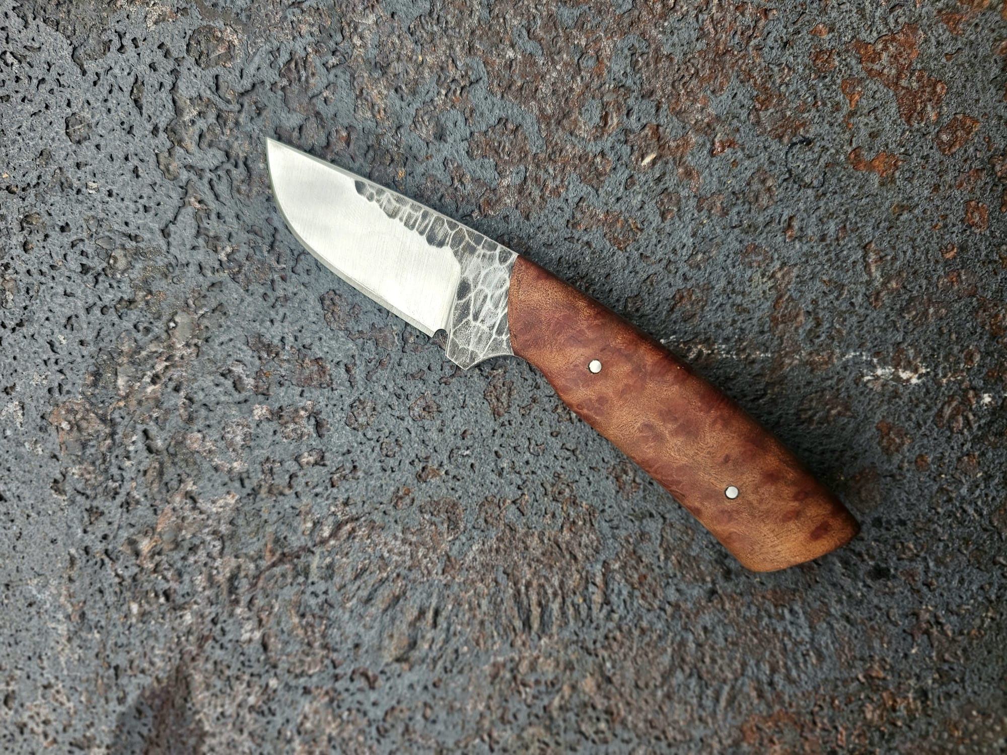 Jagdmesser aus Kohlenstoffstahl